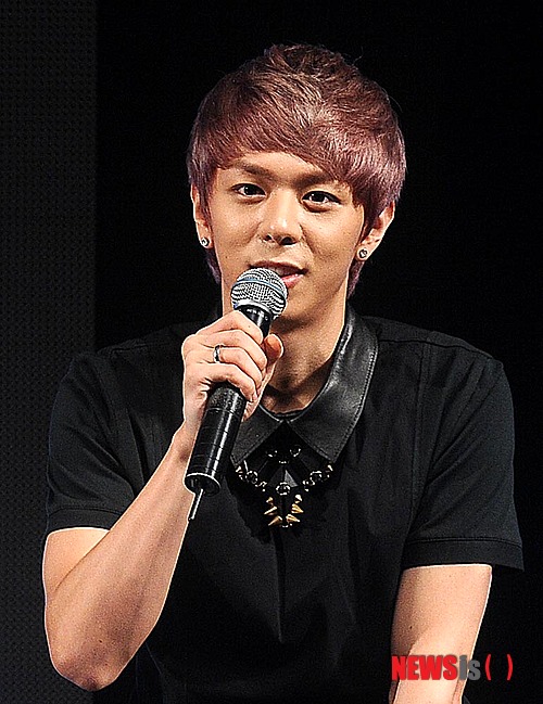 ZE:A’s Leader Lee Hoo/ Junyoung Announces Changes for ZE:A & Star Empire