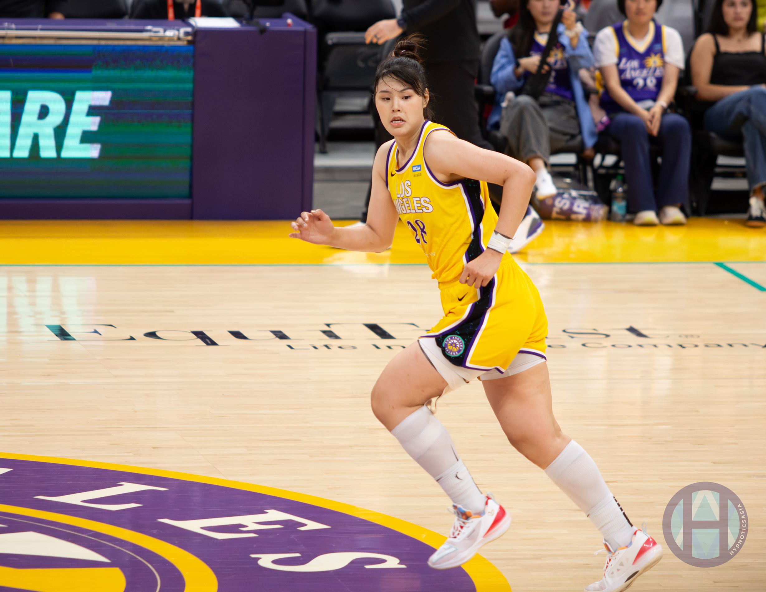 Li Yueru: From China to the WNBA – A Rising Force of the LA Sparks Shares Her Journey Li